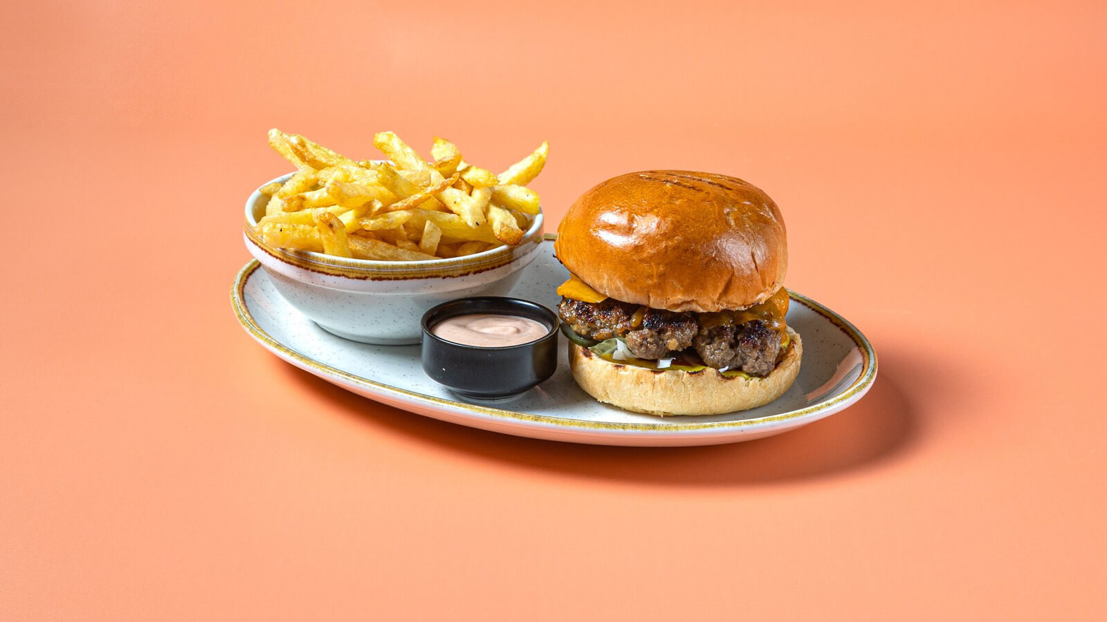 Classic Cheeseburger